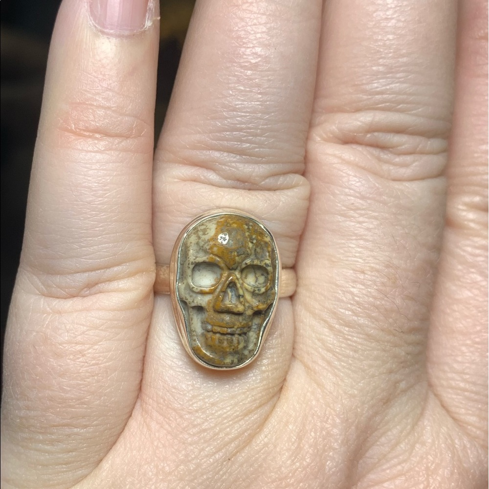 Solid Sterling Carved Jasper Skull Ring - image 2